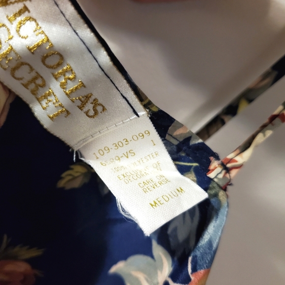 Vintage Victoria's Secret Gold Label Floral Print Slip Dress - Size M - Picture 7 of 7
